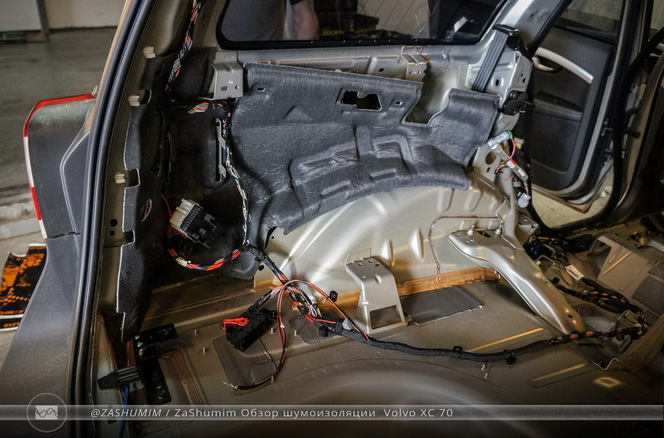 Шумоизоляция багажника Volvo XC 70